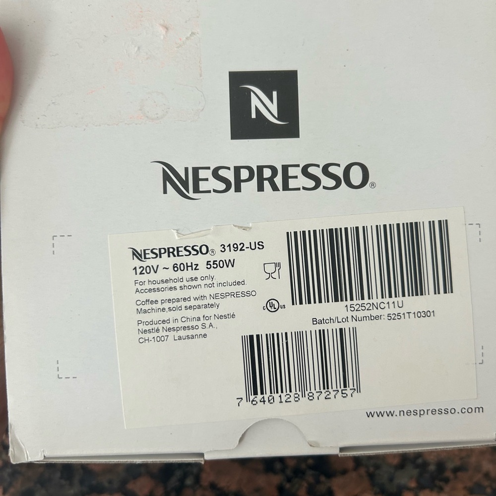 Nespresso 3192-US Aeroccino Plus Milk Frother used one time - Picture 4 of 4